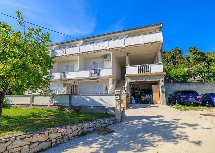 Apartament Ren Kampor