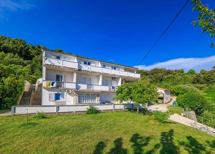 Ren Apartament Kampor